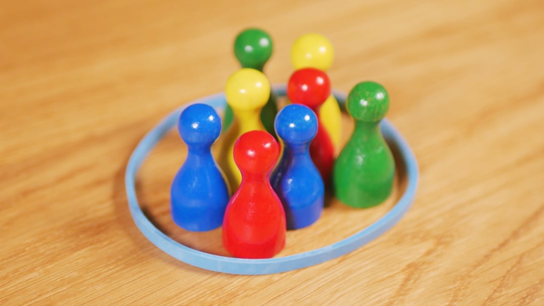 Team Bunt im Kreis von oben